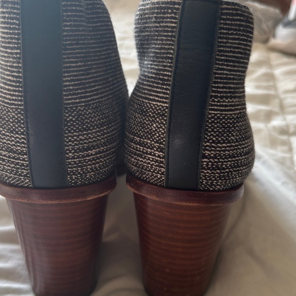 Matt Bernson Black and Gray Ankle Booties - Picture 4 of 8